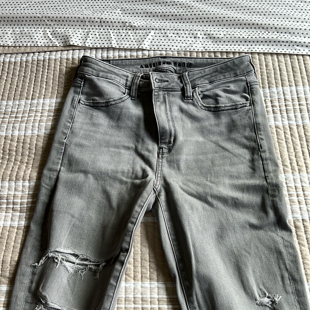 American Eagle skinny jeans